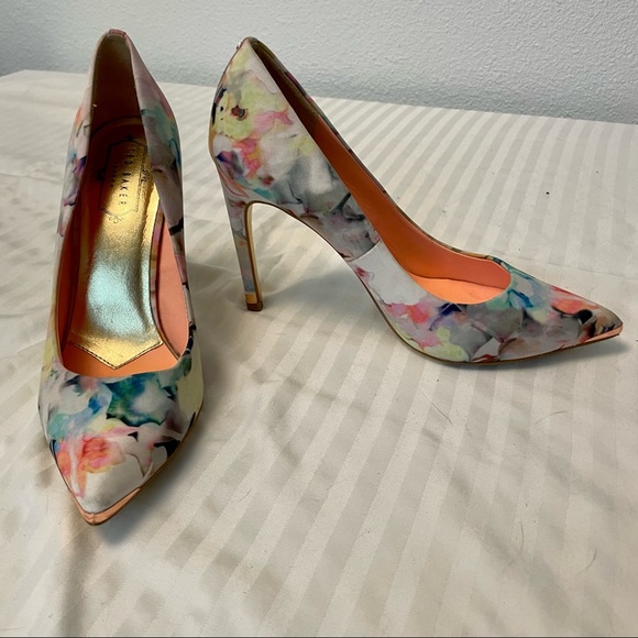 Ted Baker London Shoes - Ted Baker London Multicolor Floral Heels